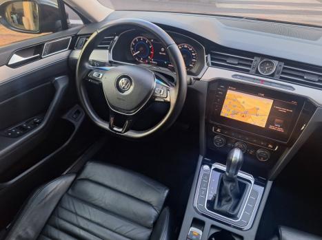 VOLKSWAGEN Passat , Foto 16