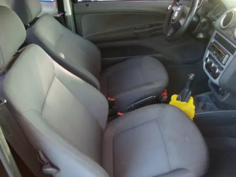 VOLKSWAGEN Saveiro 1.6 G5 TREND CABINE ESTENDIDA FLEX, Foto 2