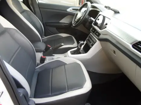 VOLKSWAGEN T-Cross 1.4 4P 250 TSI FLEX HIGHLINE AUTOM�TICO, Foto 15