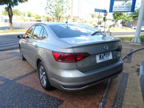 VOLKSWAGEN Virtus 1.0 4P 200 TSI FLEX COMFORTLINE AUTOM�TICO, Foto 3