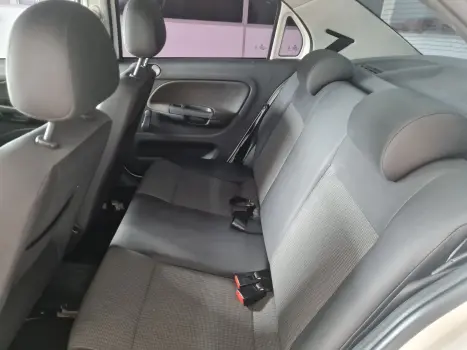 VOLKSWAGEN Voyage 1.6 4P TREND FLEX, Foto 5