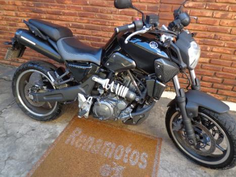 YAMAHA MT-03 660 , Foto 2