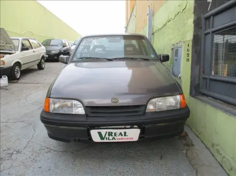 CHEVROLET Monza Sedan 1.8 SL, Foto 2