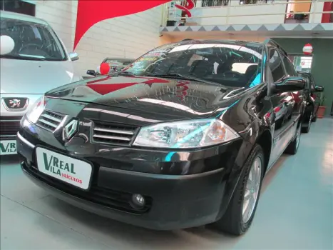 RENAULT Megane Grand Tour 1.6 16V 4P FLEX DYNAMIQUE, Foto 2